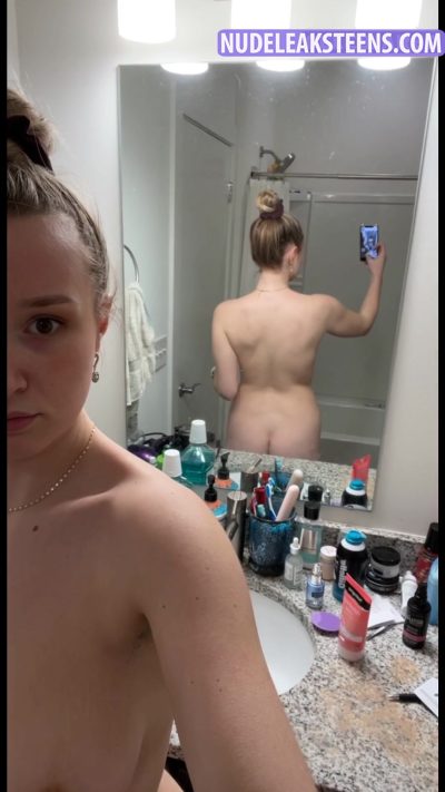 Tanya Zuykov- Checking her body shape