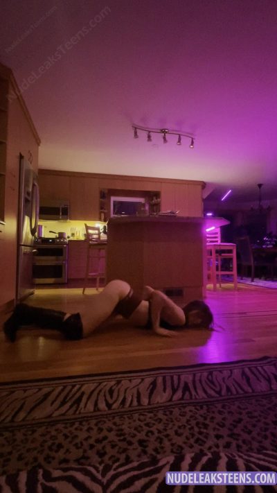 Bridgette O- Slut shows off her body moves like a stripper