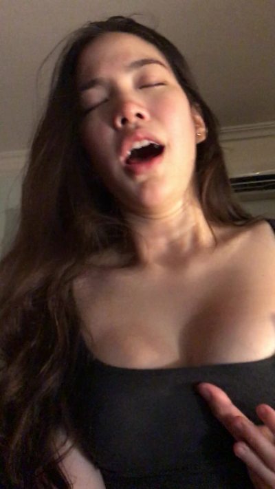 Janella Ooi – Riding his dick
