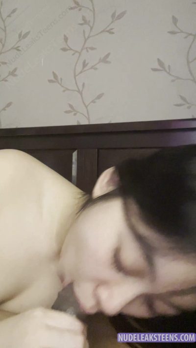 Jasmine Buison – Giving a deep sloppy blowjob