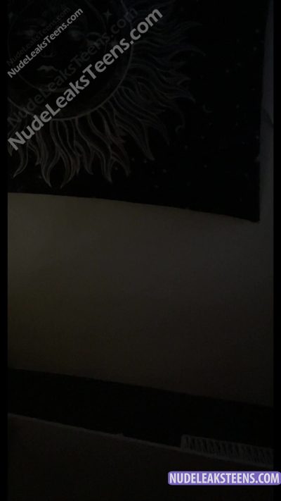 Anahia Maro – She moans while camera is painted at the ceiling