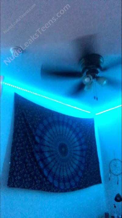 Jadann Gilbert- She showed her big saggy tits on camera