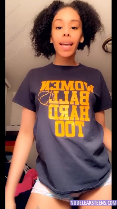 Jayla Thornton – Curly sexy haired girl dances swaying her hips