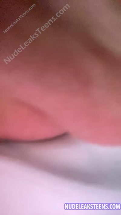 Sidney Bryant – Sexy slut gets pounded by her boyfriend