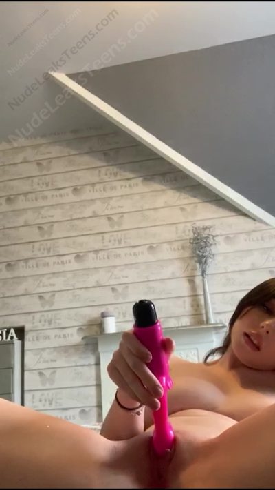 Zash – Gorgeous girl plays with vibrator