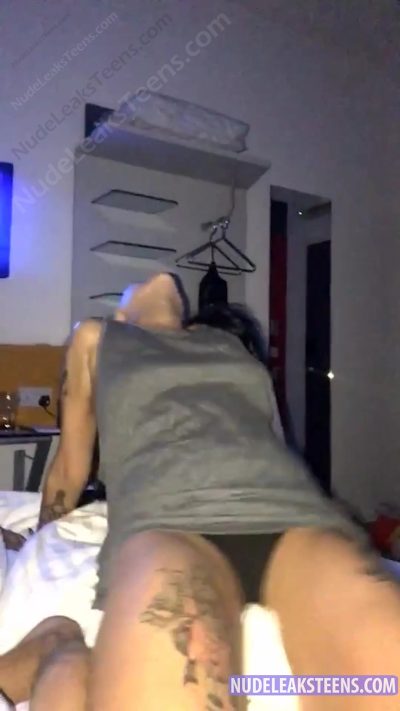 megan murph – Shaking her ass and twerking