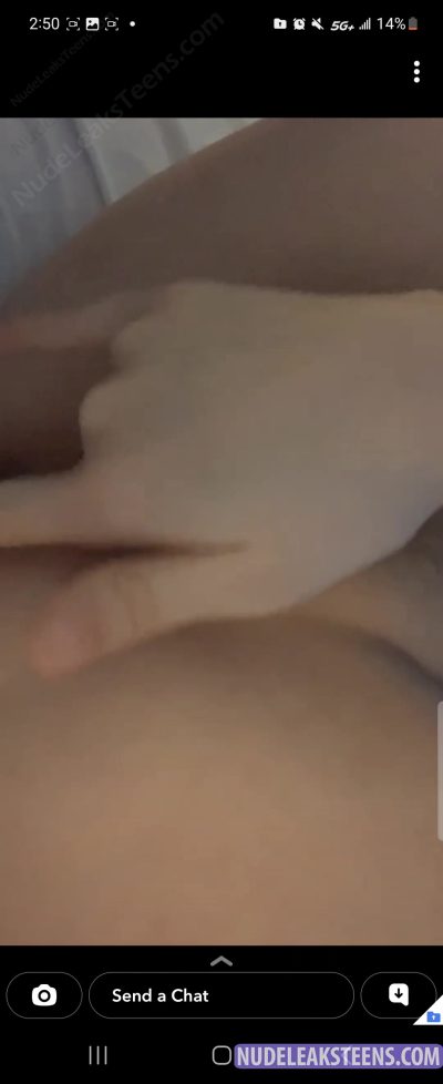 Lexy Yd – She lays naled masturbating her tight pussy slowly, desperately moaning as she does it