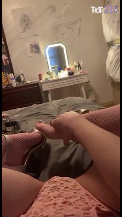 Emily (Julianna’s Friend)